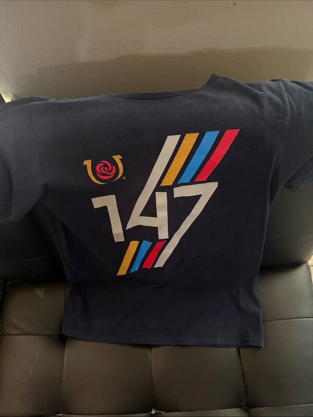 Official Kentucky Derby 147 running blue graphic T medium